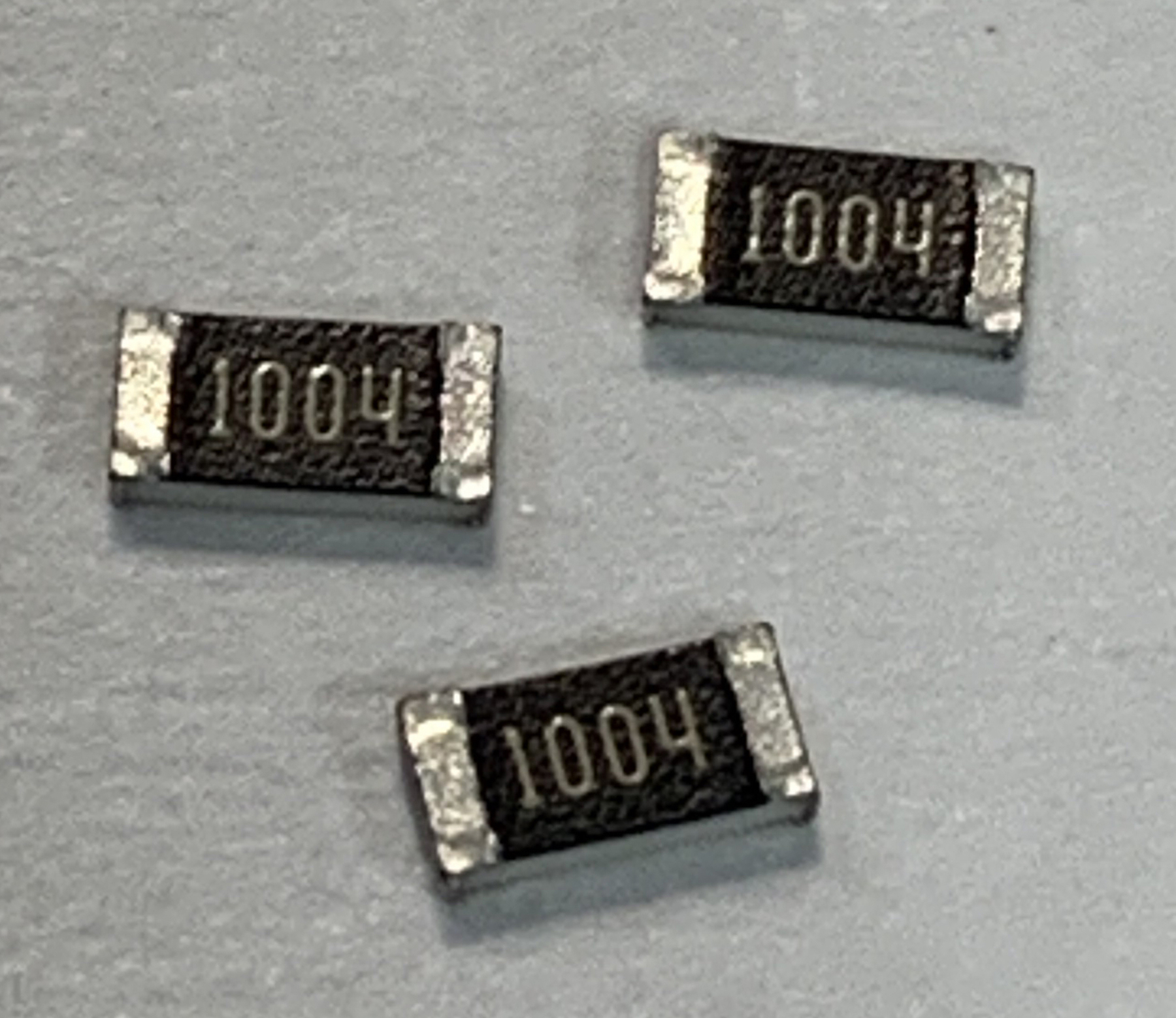 Thin Film Chip Resistors For High Precision Applications